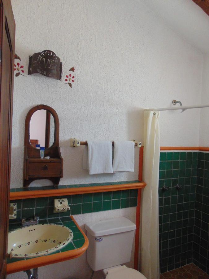 Отель La Casa De La Abuela Сан-Кристобаль-де-Ла-Касас Экстерьер фото