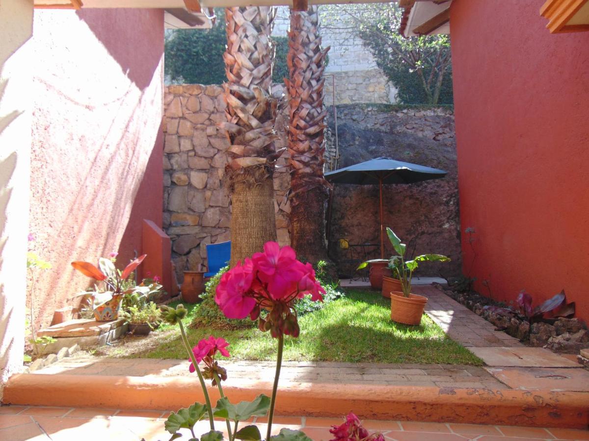 Отель La Casa De La Abuela Сан-Кристобаль-де-Ла-Касас Экстерьер фото