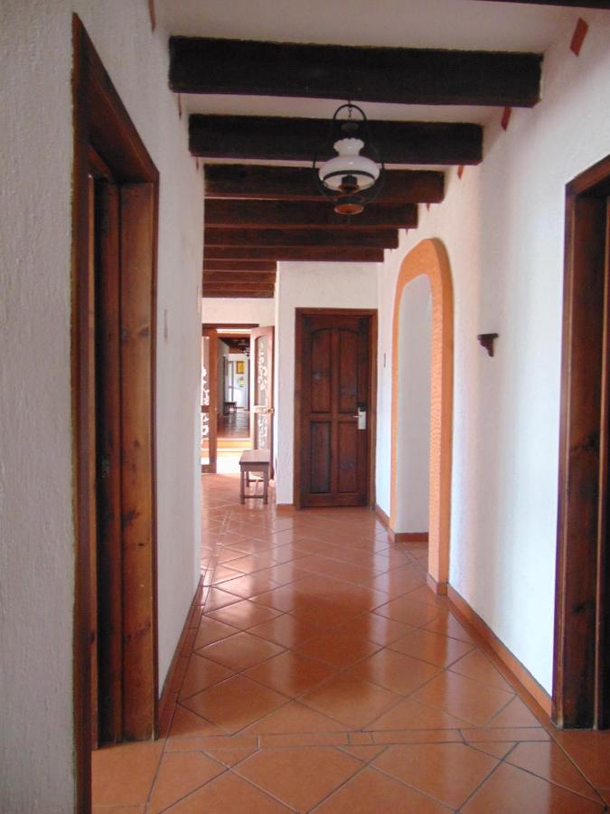 Отель La Casa De La Abuela Сан-Кристобаль-де-Ла-Касас Экстерьер фото